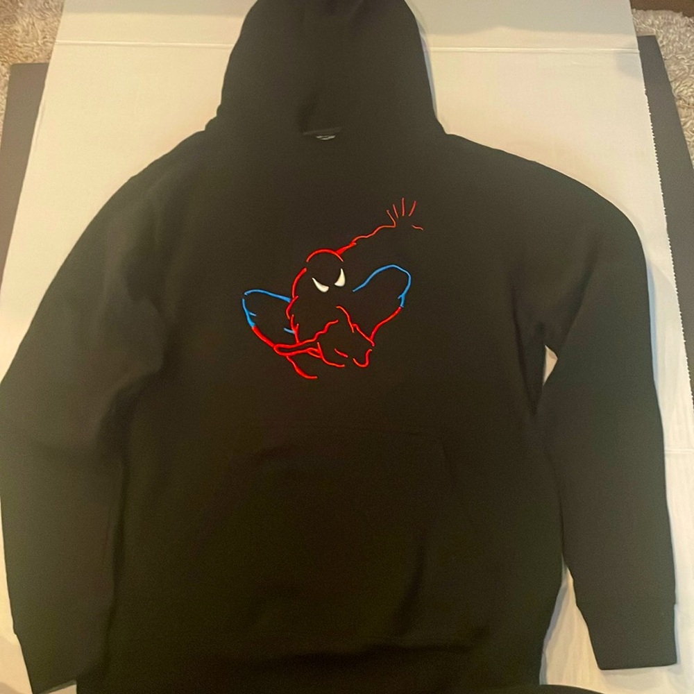 Universal Studios black Spider-Man Hoodie youth medium